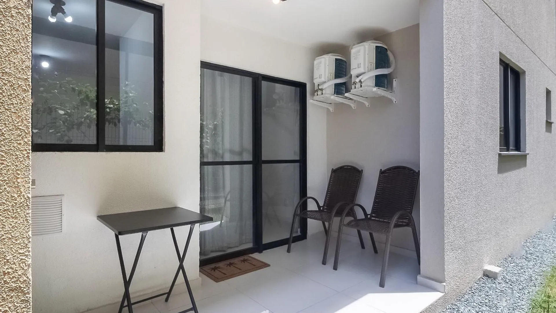 Mcb - Apartamentos Com Piscina Prox. Da Praia Picarras 0*,  Brazil
