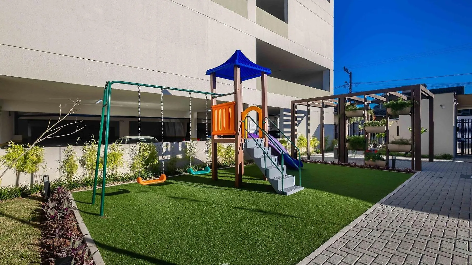 Mcb - Apartamentos Com Piscina Prox. Da Praia Picarras 0*,  Brazil