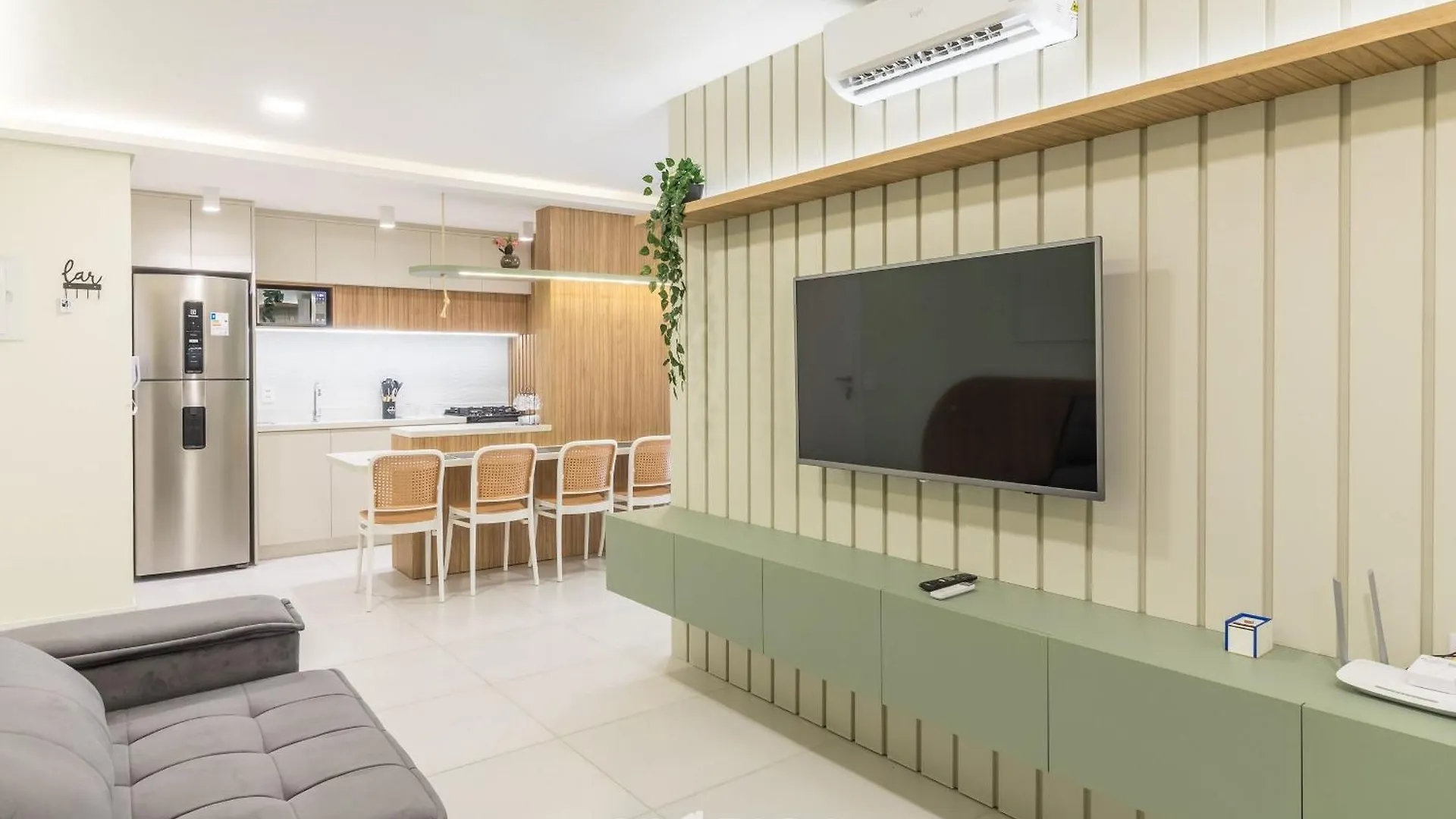 Mcb - Apartamentos Com Piscina Prox. Da Praia Piçarras Apartman