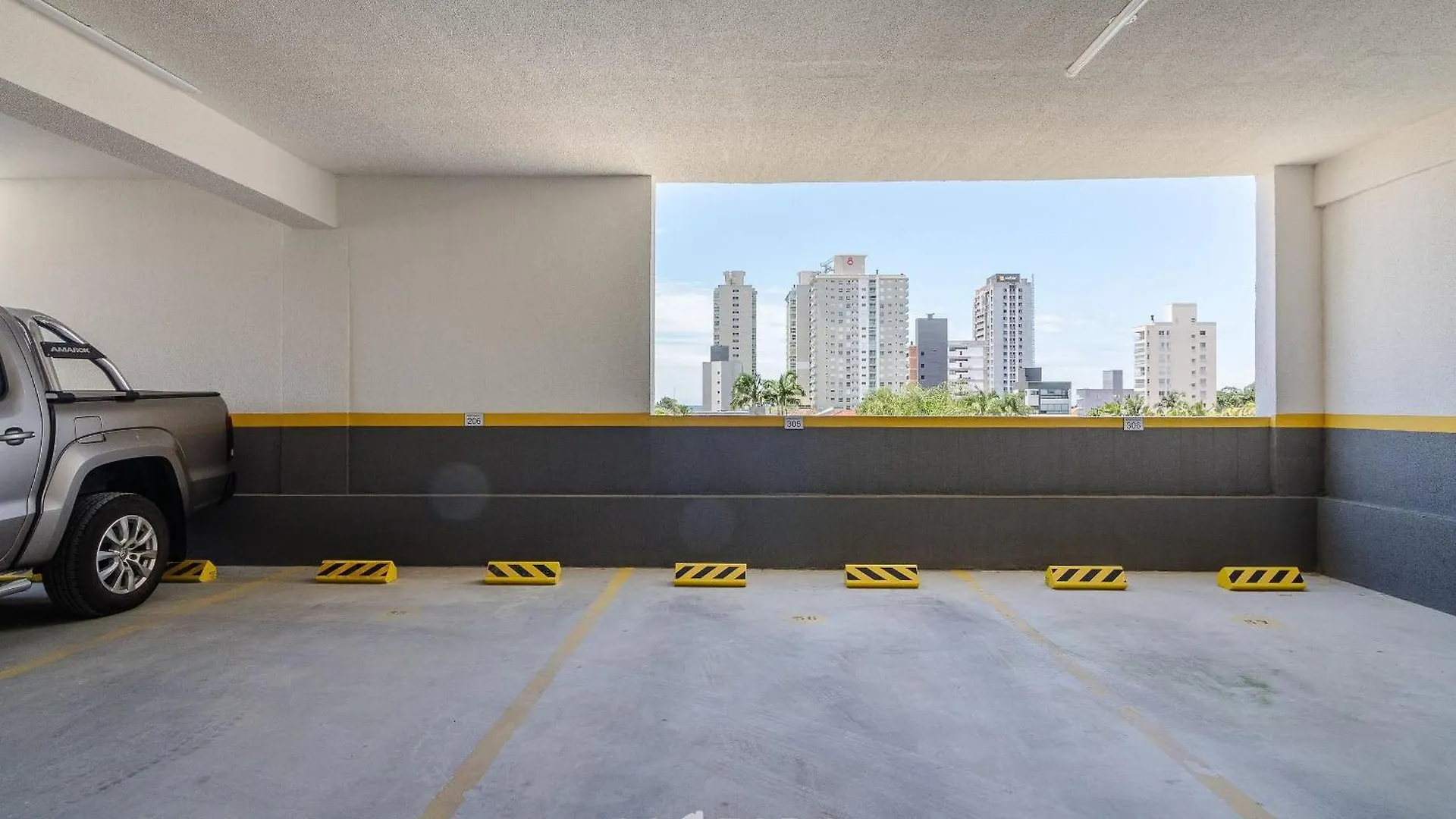 Mcb - Apartamentos Com Piscina Prox. Da Praia Piçarras 0*,
