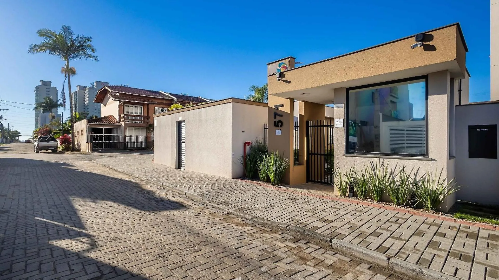 Mcb - Apartamentos Com Piscina Prox. Da Praia Piçarras 0*,