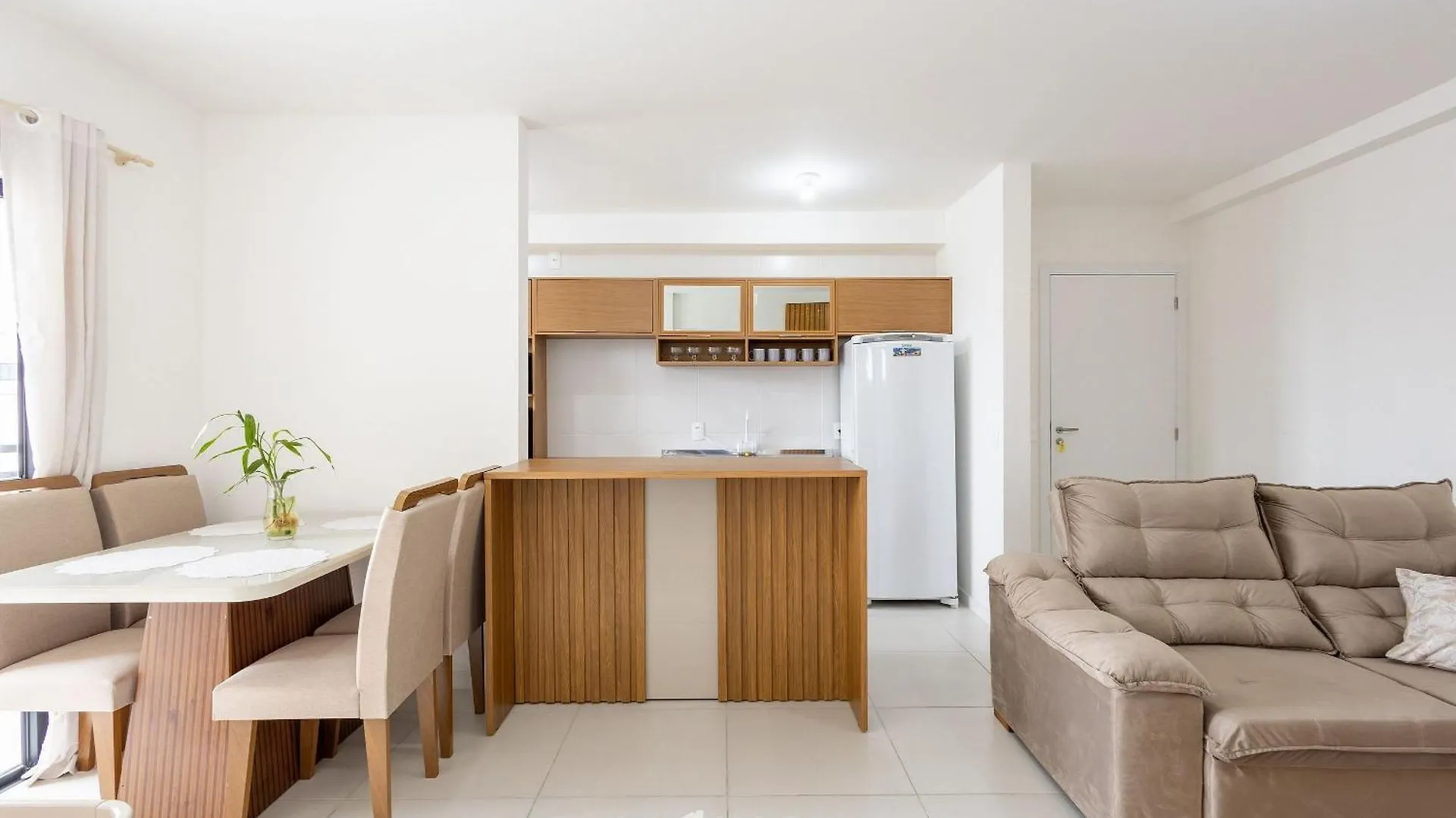 Mcb - Apartamentos Com Piscina Prox. Da Praia Piçarras Apartman