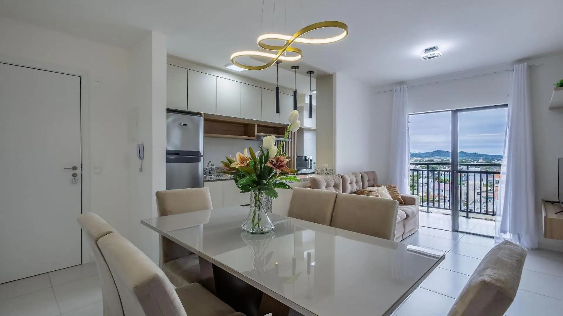 Mcb - Apartamentos Com Piscina Prox. Da Praia Piçarras 0*,